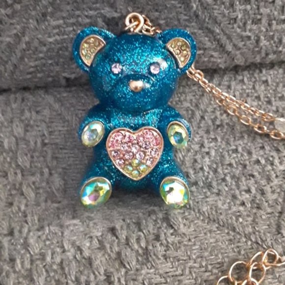 Betsey Johnson Jewelry - Betsey Johnson TEDDY NECKLACE
